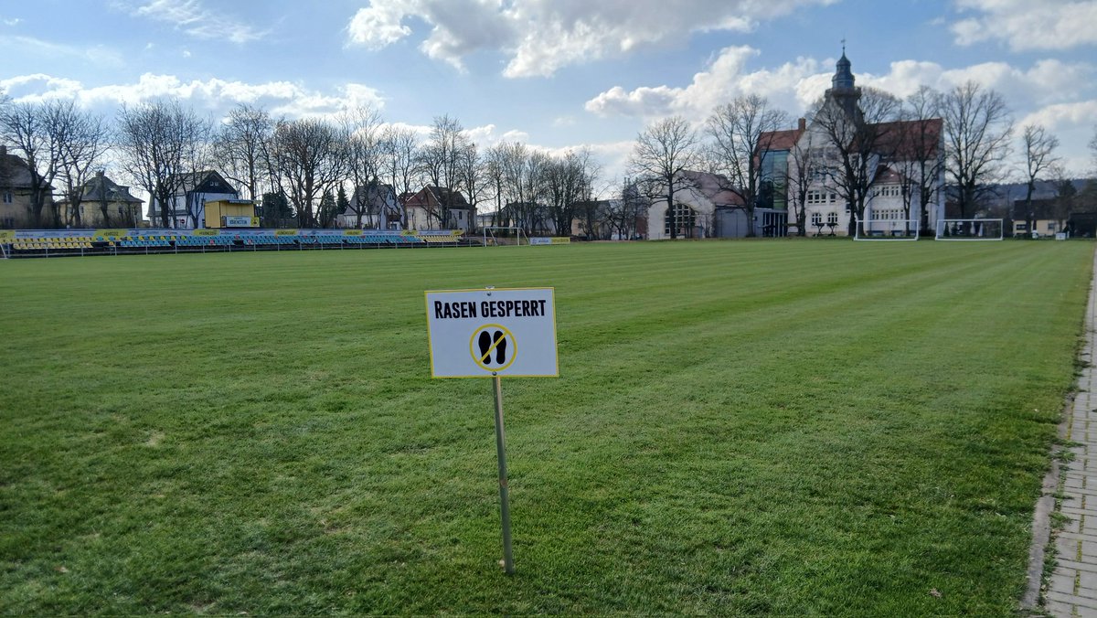 Thomas ( )⬛🟥🟨🚂⚽🧡 tweet media