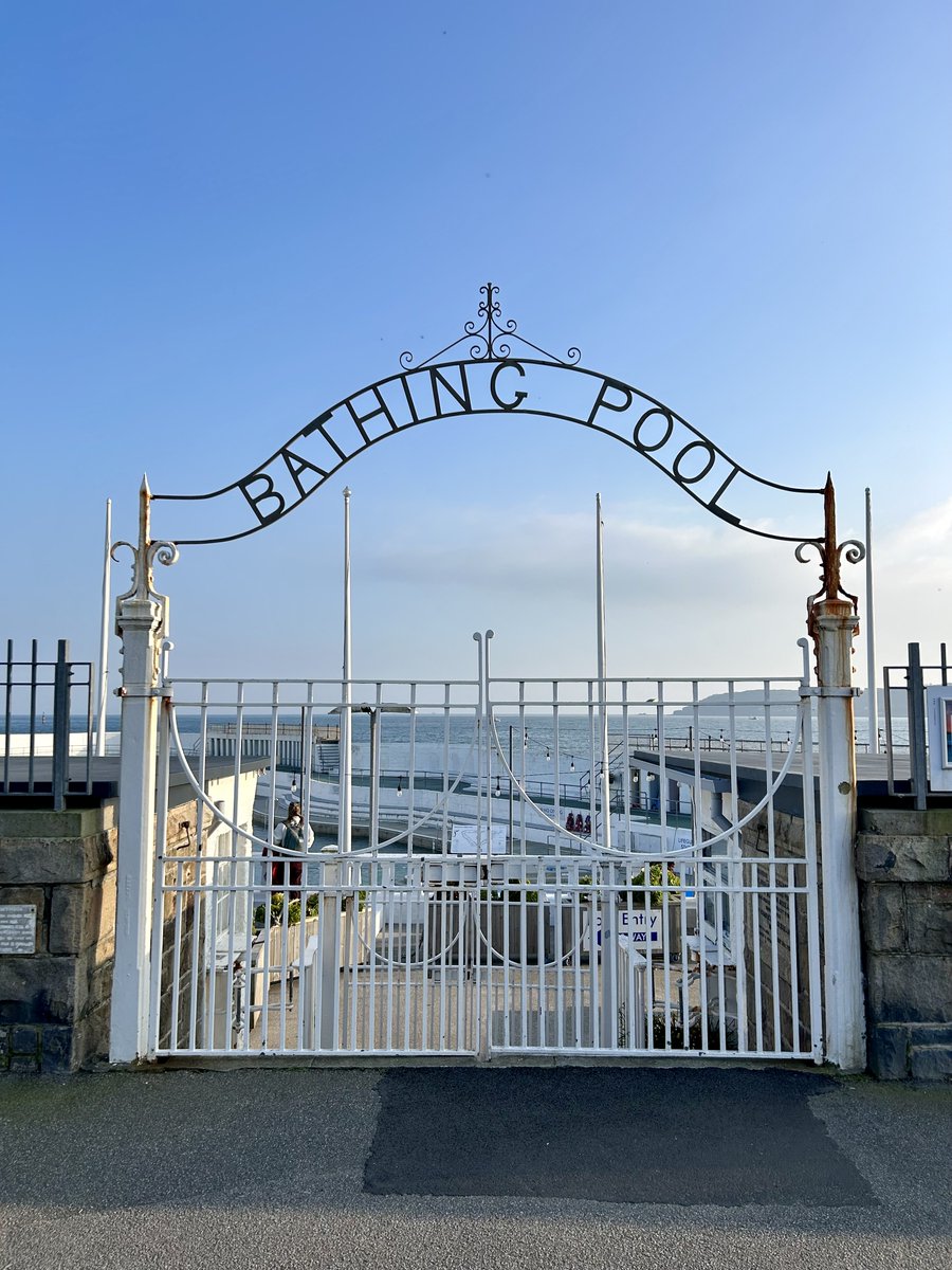 LorraineInglisD's tweet image. Coastal blues in Penzance 💙🩵🌊

#photography #cornwall  #nature #ThePhotoHour #BlueMonday
#landscape #Spring #penzance