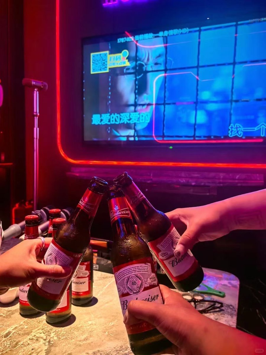 Francine Leboeuf tweet media