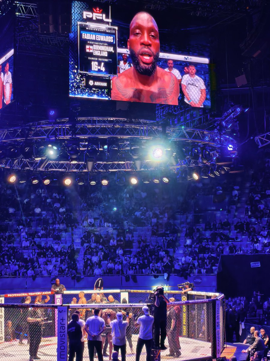 Gracias a <a href="/socios/">Socios.com</a> y <a href="/PFLMMA/">PFL</a> por la experiencia.
Gran espectáculo vivido el Viernes!!