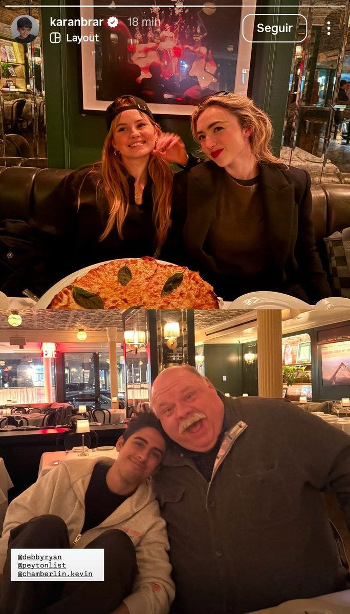 azicrowswift's tweet photo. acá es donde te das cuenta que debby le lleva cinco años nomás a peyton https://t.co/SturJfC8Kc