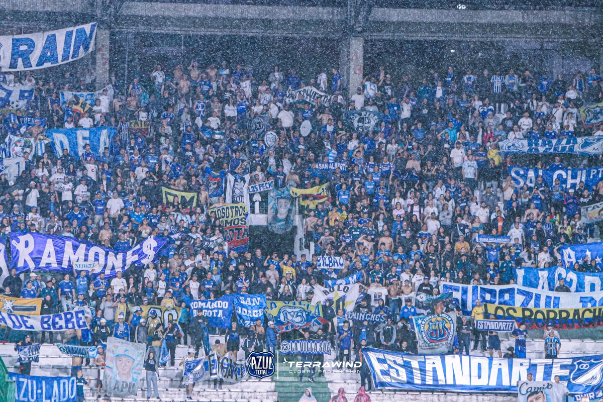 Azul Total tweet media