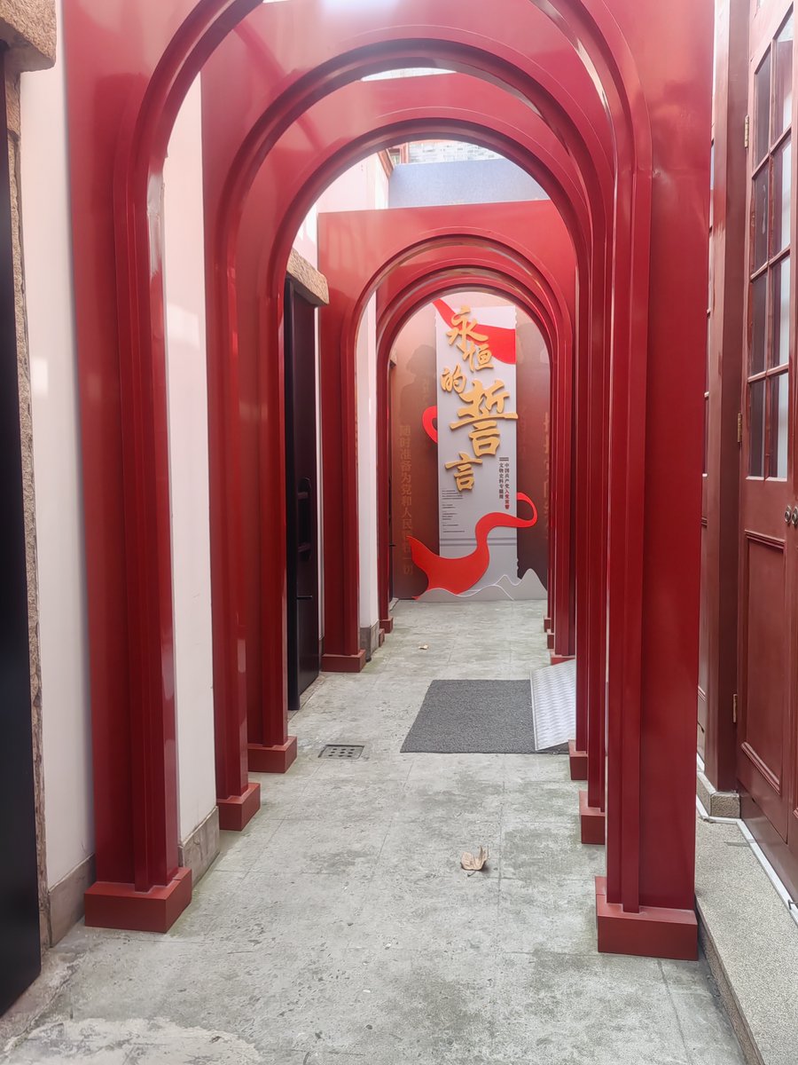 Лина Наркинская tweet media