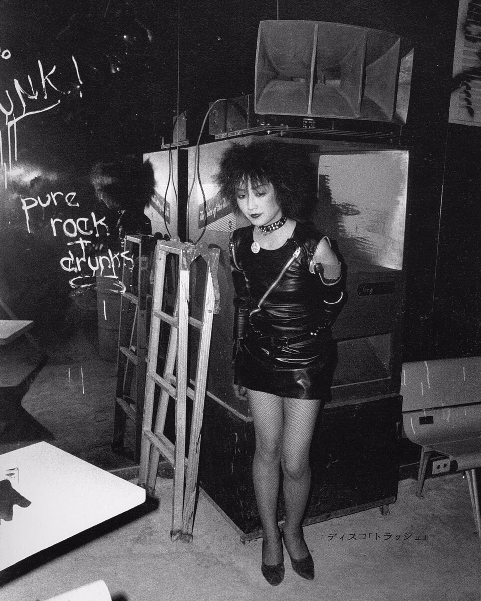 Janzin - 𒀀𒀊𒉺𒇷𒌋𒈾𒀸 tweet media