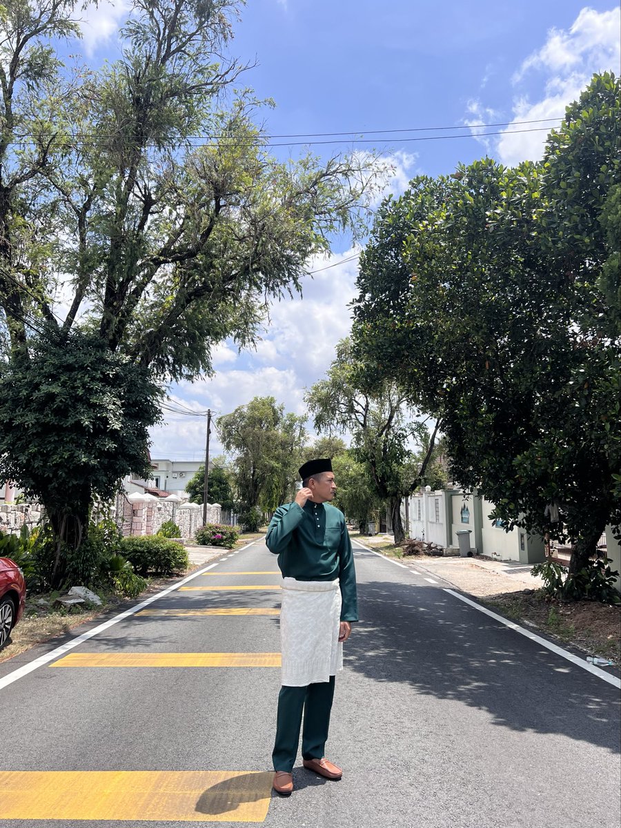 noorfadhli_'s tweet photo. Raya 2026 🍀 https://t.co/IQett5vBu3