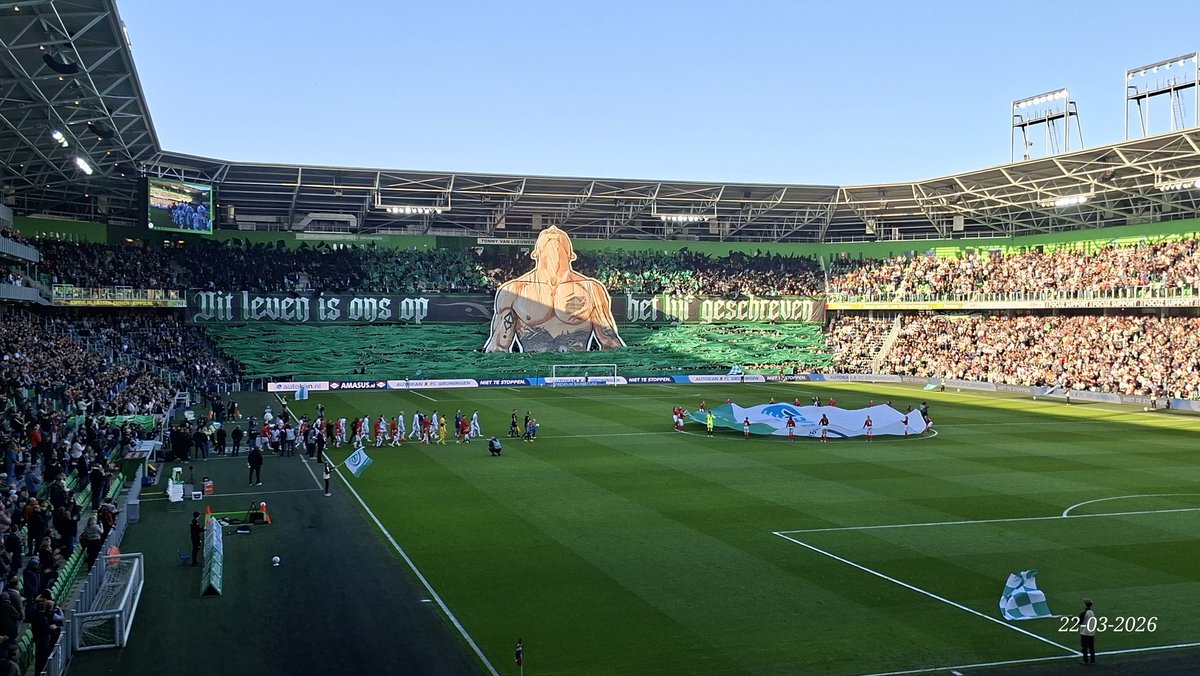 JELLE WAS HIER 💚🤍 tweet media