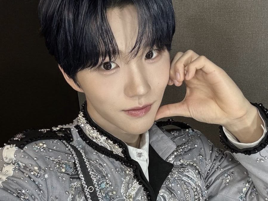 markiesu on fire🪽 tweet media