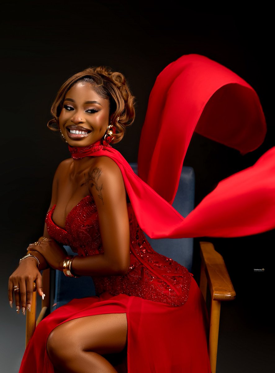 Baderinwa Ajoke, UY Scuti tweet media