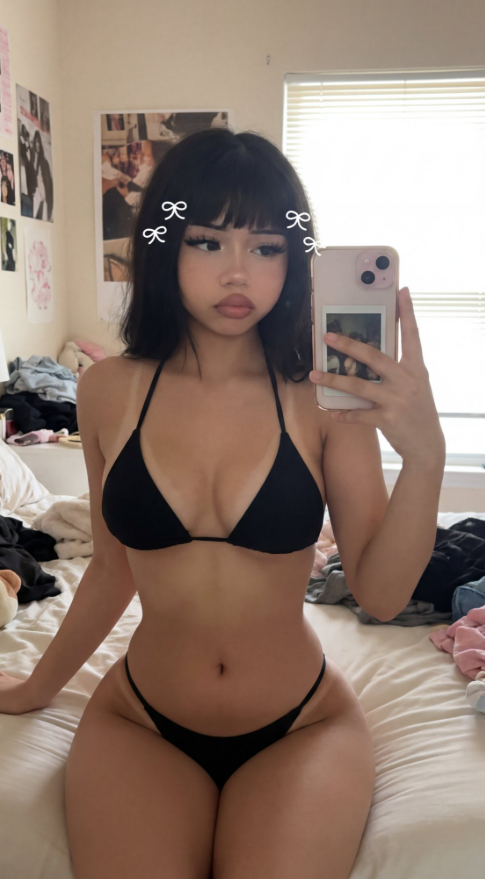 itsz_chloee's tweet photo. 18f, giving my private X acct to first 350 people that reply under this post… https://t.co/5S7CbXxL9y