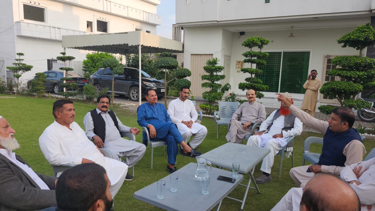 عید کا دوسرا دن، ساتھیوں کے ہمراہ