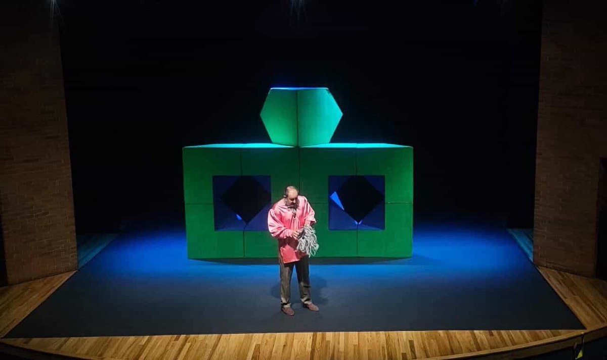 Theatre Addicts tweet media