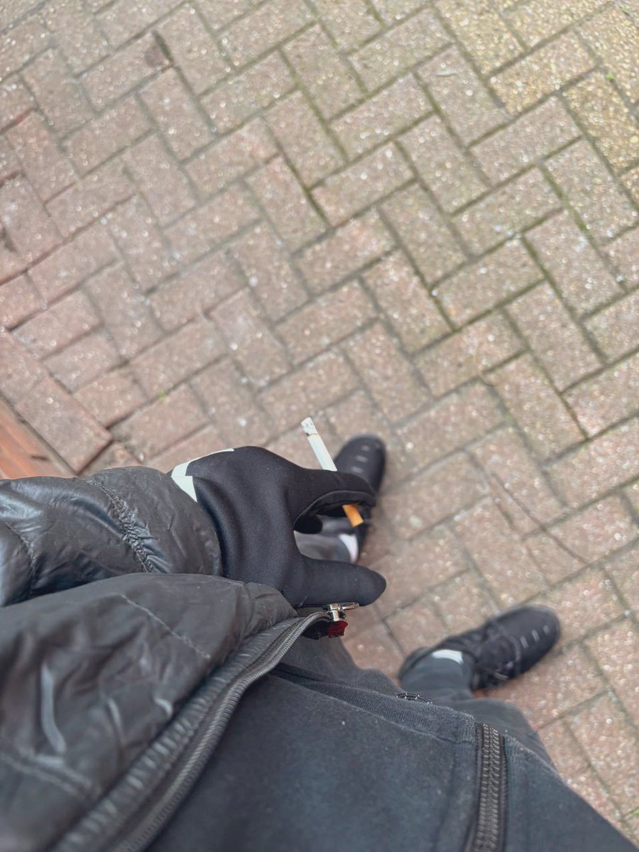 chav upgrade tweet media