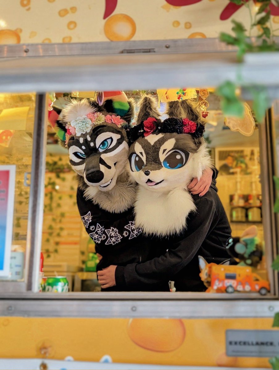 HugoPixelz? tweet media