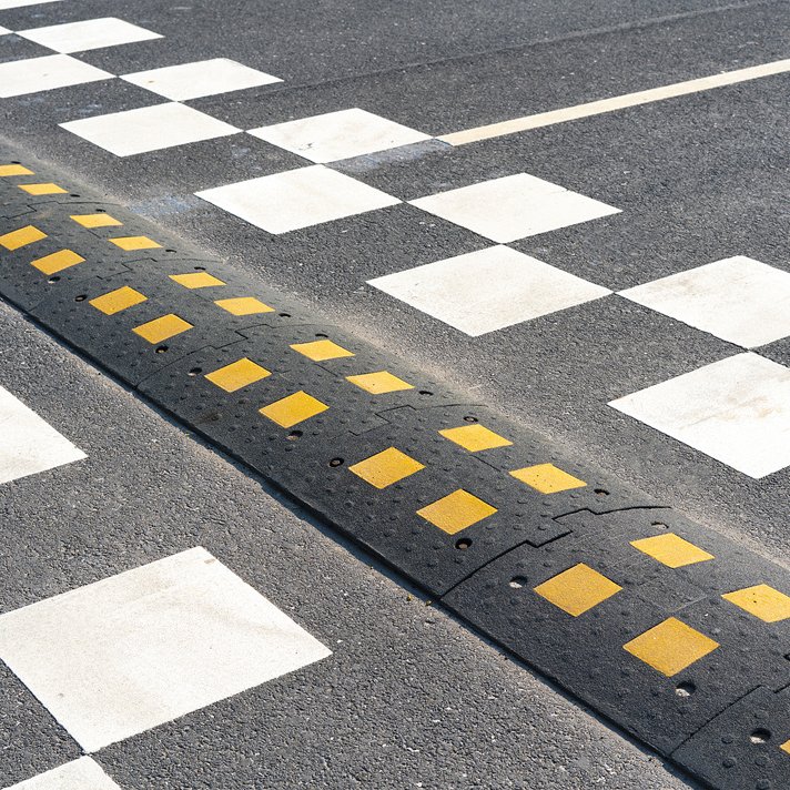 Robert🏎️ tweet media