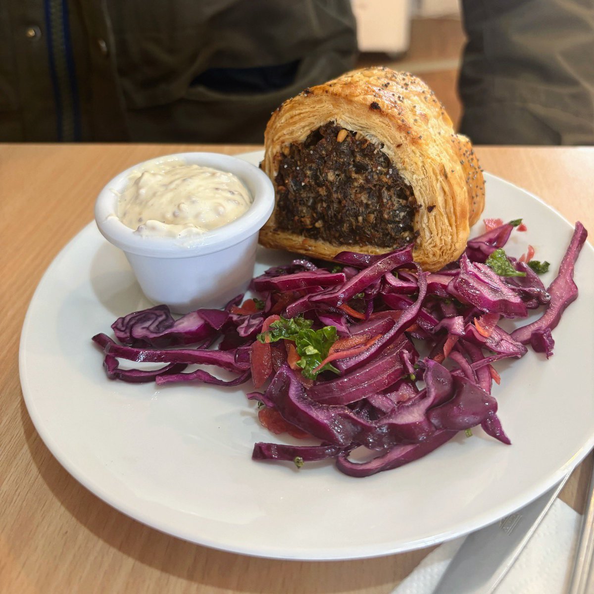 минький tweet media