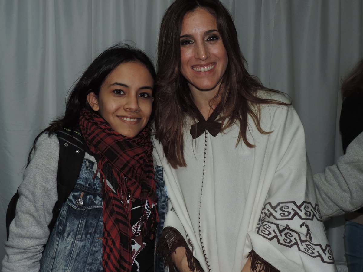 flor_pedraza's tweet photo. @sole_pastorutti #LaSole30 "La pasión que me enciende"... definitivamente ES tu voz. Gracias por todos estos años de música, de rutas, de conocer gente y lugares de nuestro hermoso país. https://t.co/KqYNPQToi5