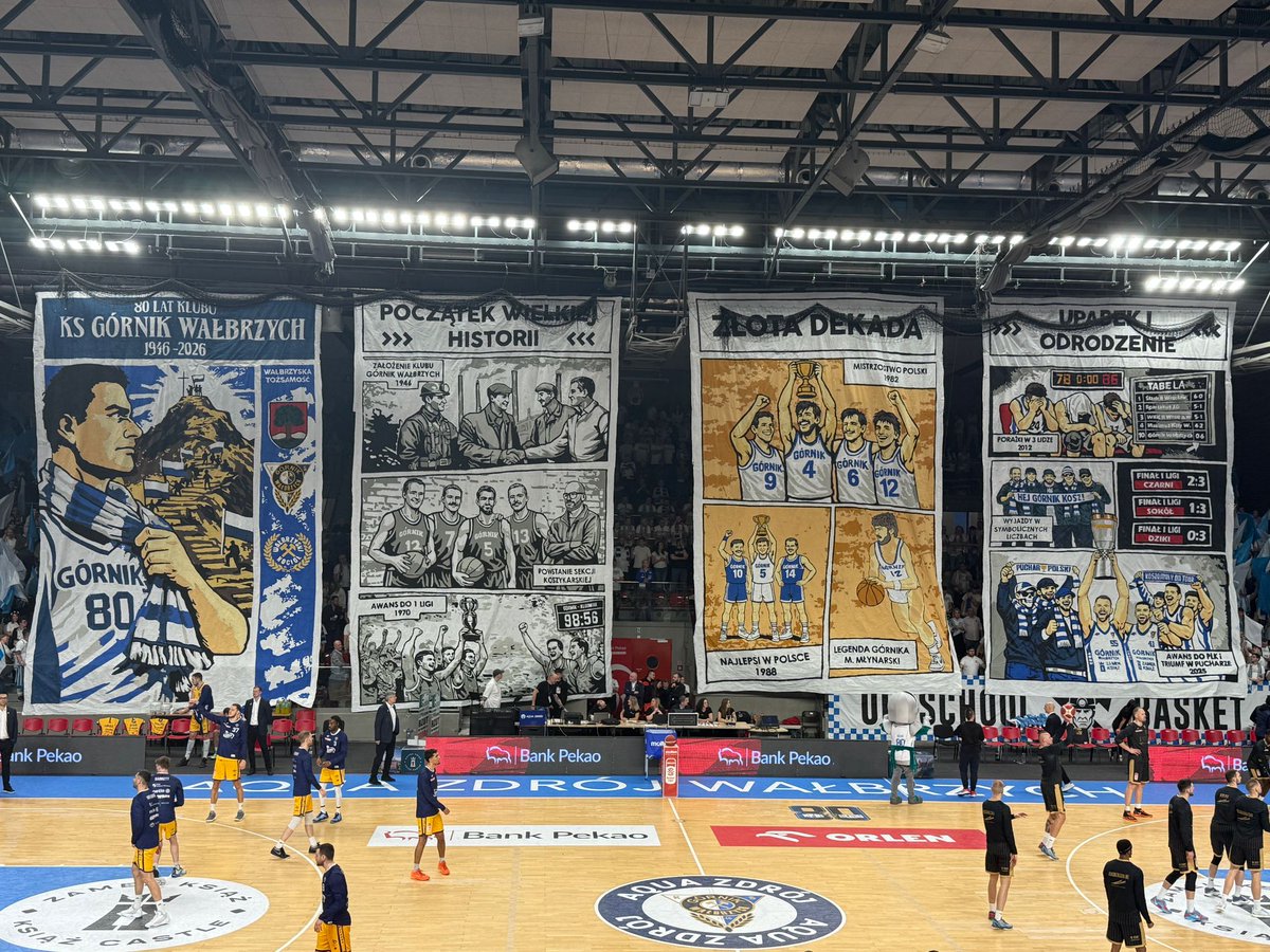 dholda11's tweet photo. Obchody 80-lecia powstania @gornikkosz1946 piękne! 

#plkpl https://t.co/VBNxrstYWD