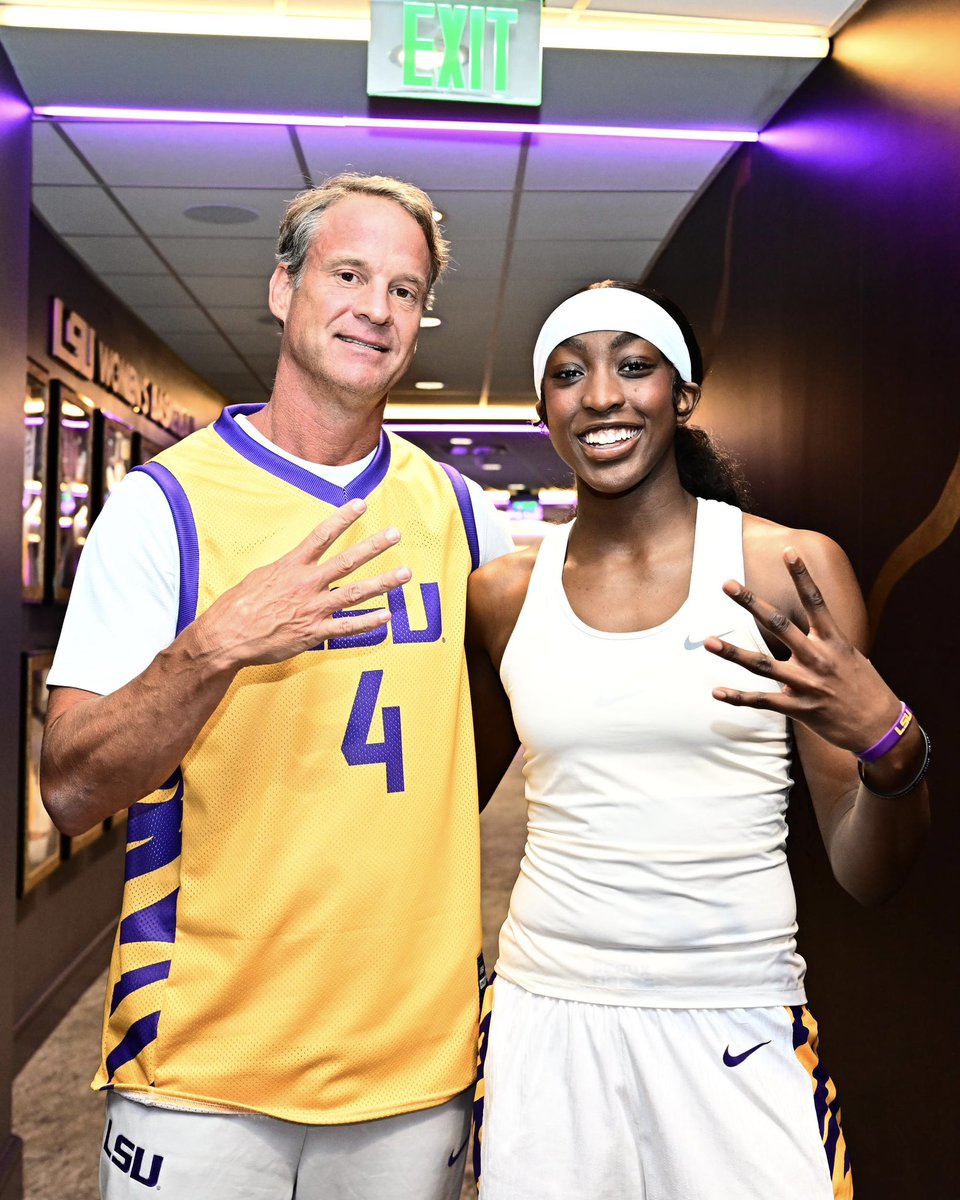 LSU Women's Basketball tweet media