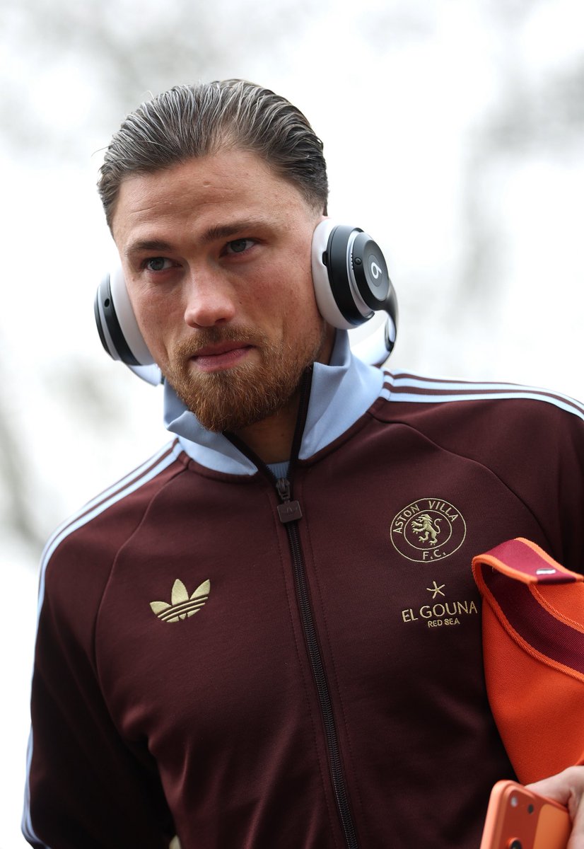 Matty Cash tweet media