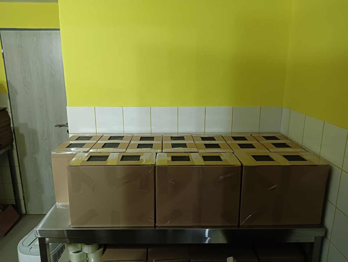 Včelař tweet media