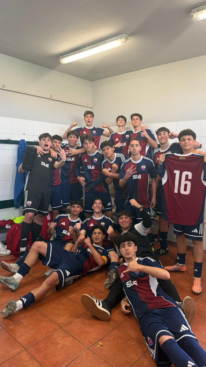 C.E. Mercantil tweet media