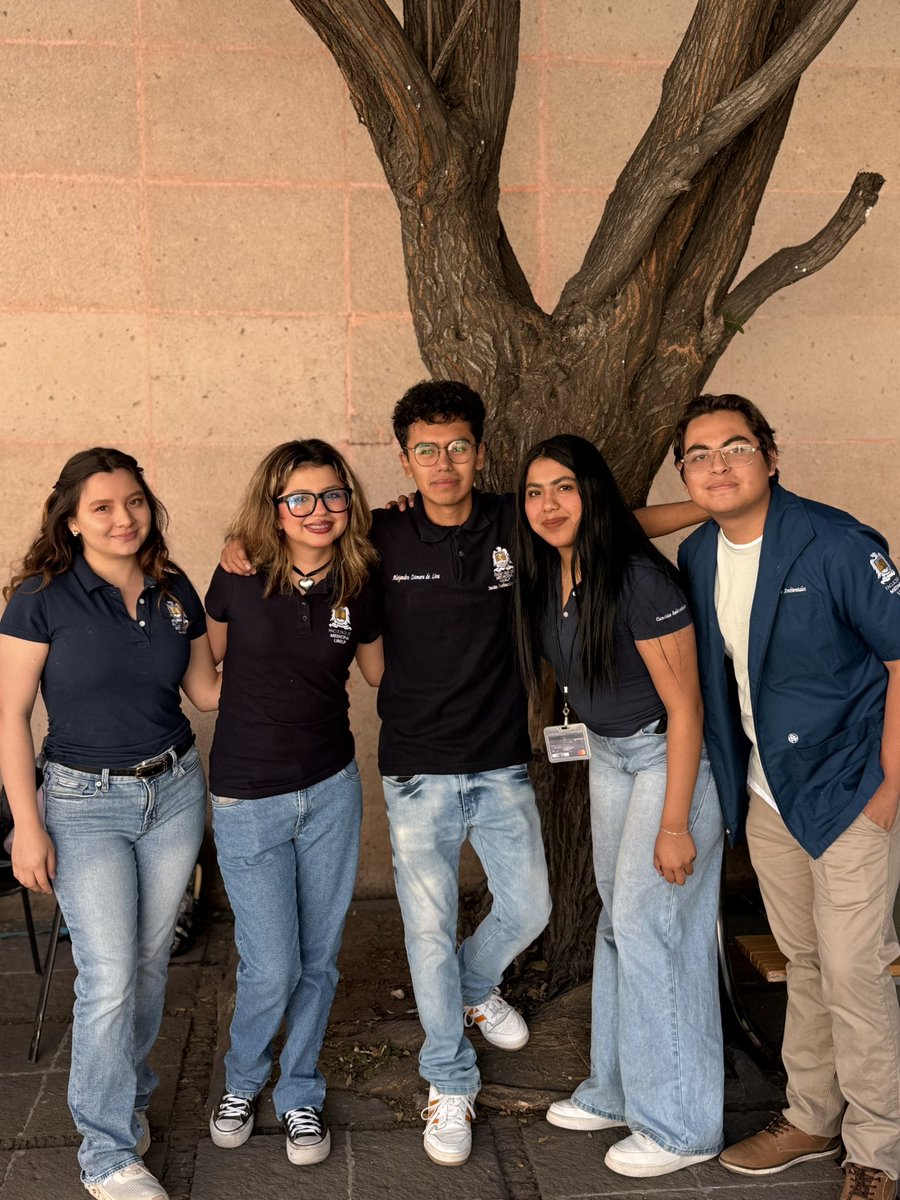 Facultad de Medicina tweet media