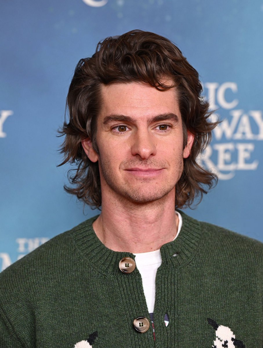 Andrew Garfield Central tweet media