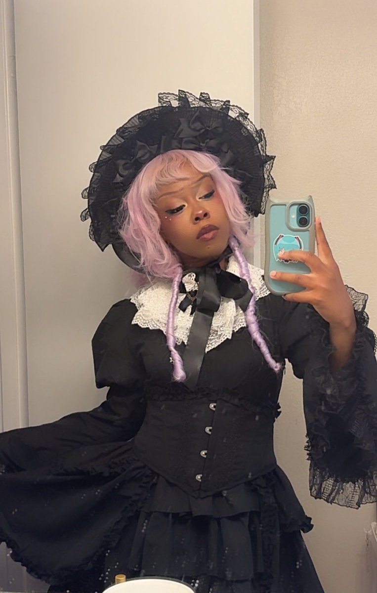 𝒃𝒓𝒊𝒂 tweet media