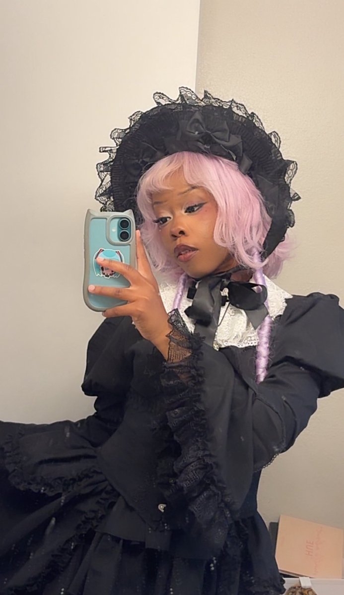 𝒃𝒓𝒊𝒂 tweet media