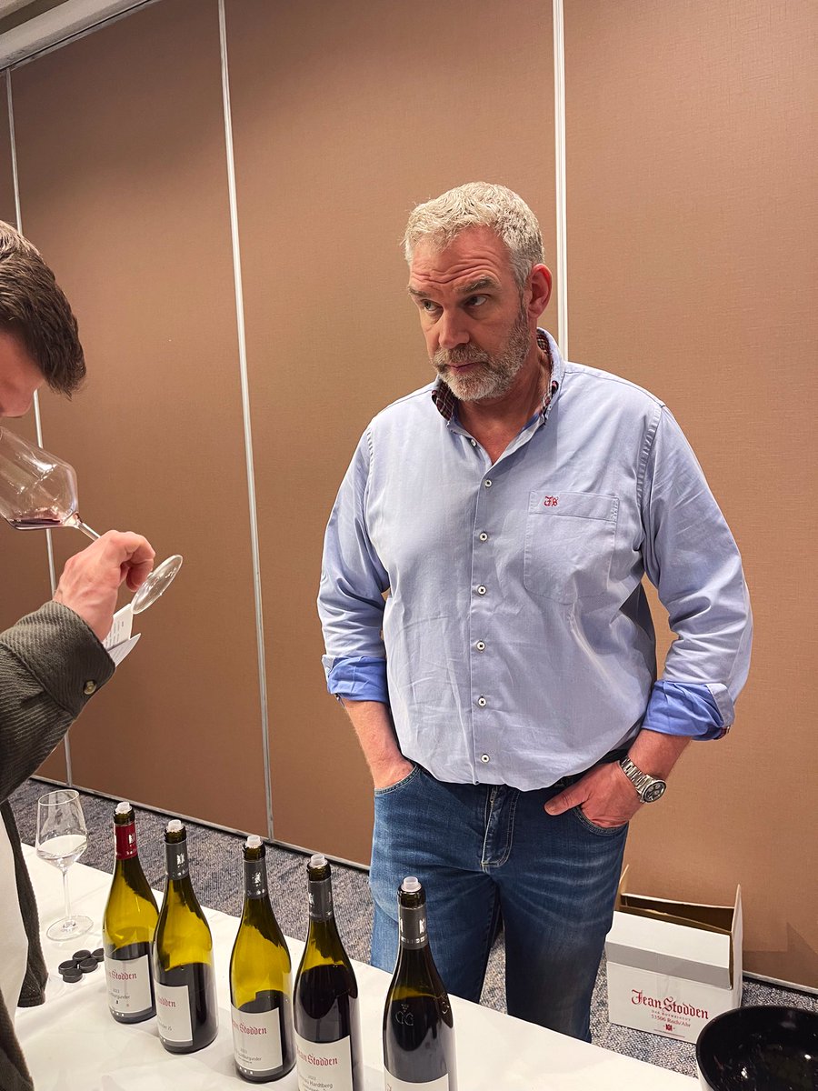 The WineSmacker tweet media