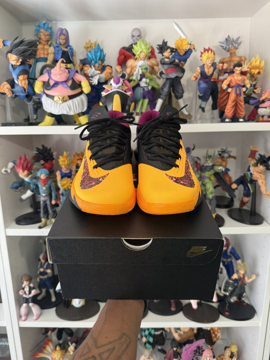 ChalupaBatmaan's tweet image. NEW SNEAKER DAY!!!

Nike KD 6 Retro “Peanut Butter and Jelly”

#mailcall #nike #KD #sneakerhead