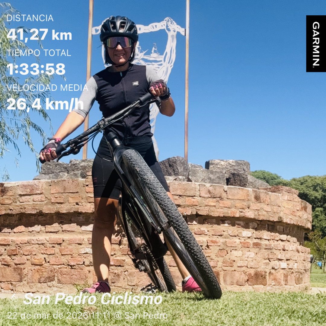 pinituchi's tweet photo. ☀️💨💨🚴🏻‍♀️ #VueltadeObligado #SanPedro #MTB https://t.co/fNMp1tjvtl