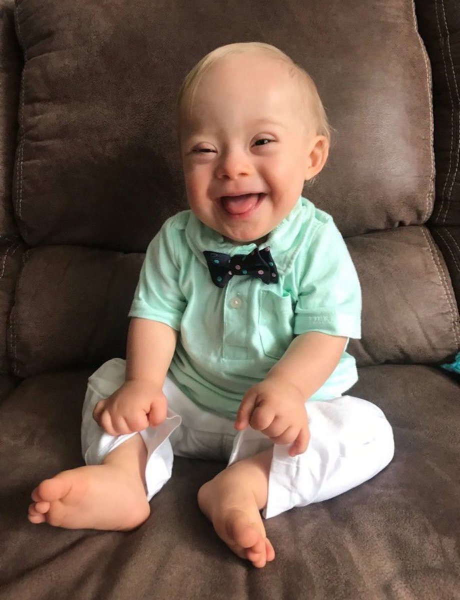 Anna Lulis tweet media