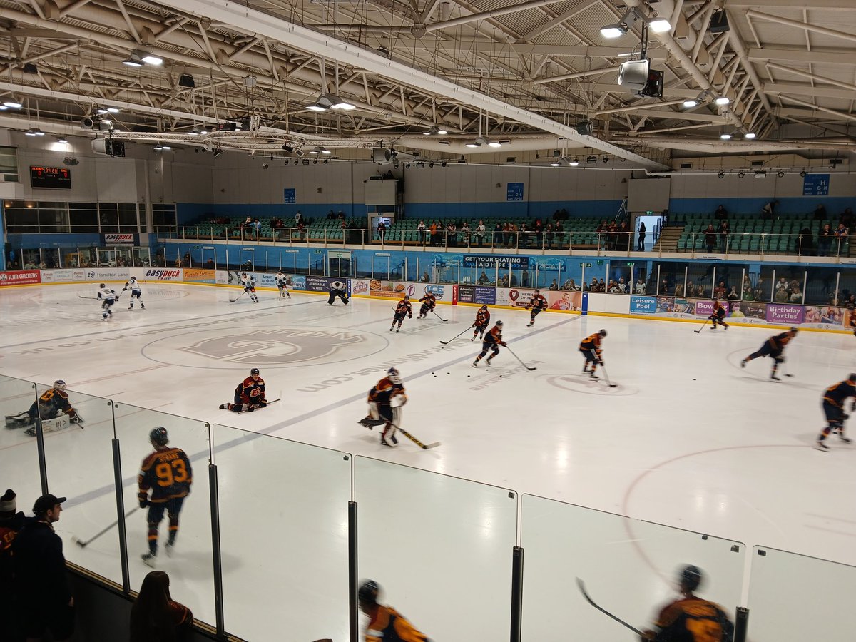 Daniella West tweet media