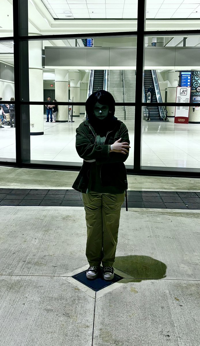 Coatguy cosplay for megacon Orlando 2026 💙
#coatguy #megaconorlando2026 #ninah