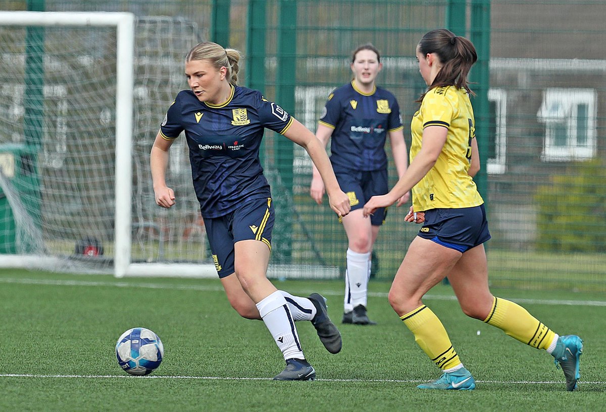 NickyHayesPhotos tweet media