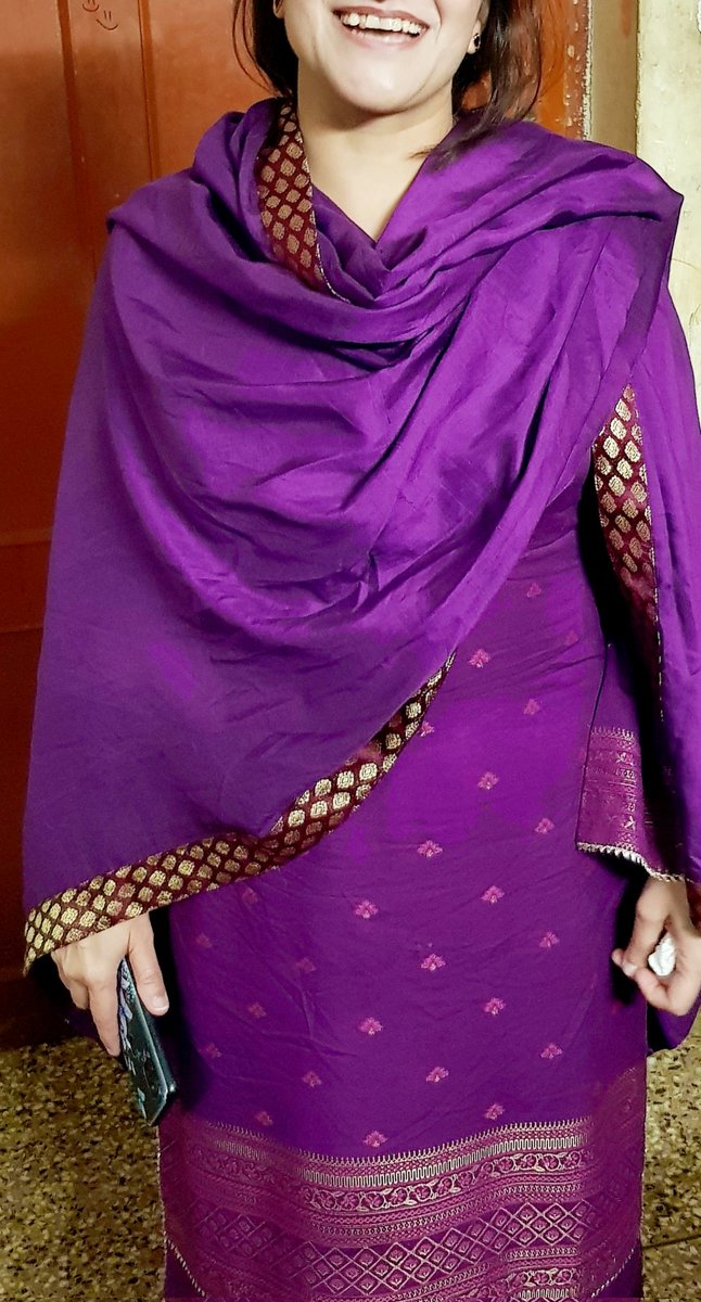 discreet couple tweet media