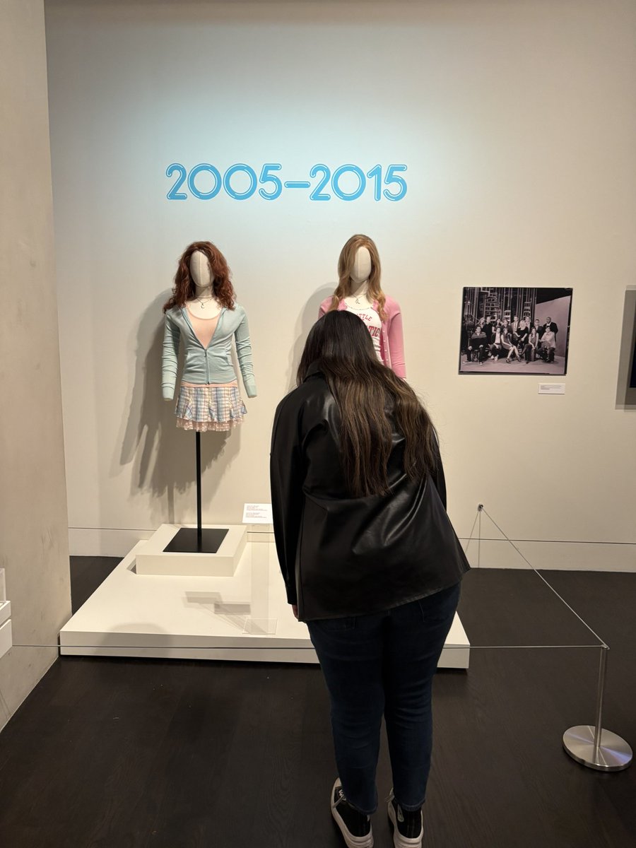 i never have been starstruck at a museum ever...until now