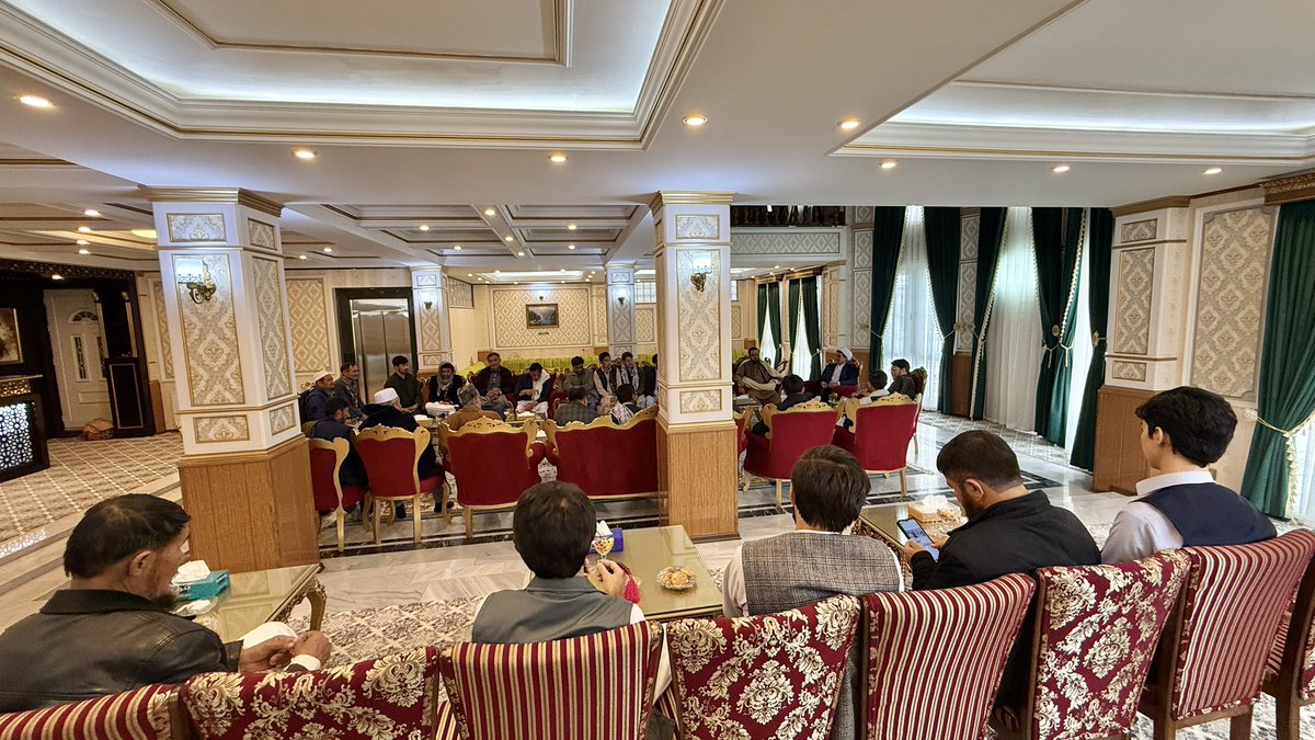 _nation_party's tweet photo. (۵۱)

به مناسبت عید سعید فطر؛ دیدار و عید مبارکی با اقشار مختلف مردم شریف، مومن و عزتمند کابل

کابل - ۲ حمل ۱۴۰۵ https://t.co/wsvrycFVzM