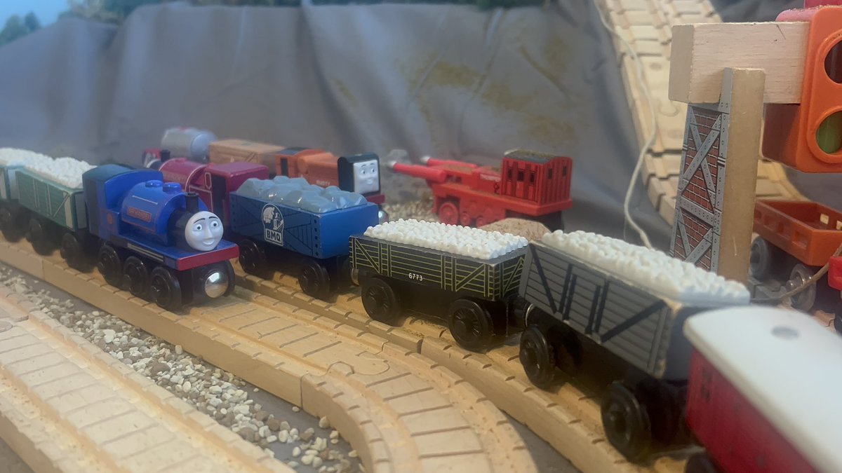 Thomas Wooden Remakes 🇺🇸 tweet media