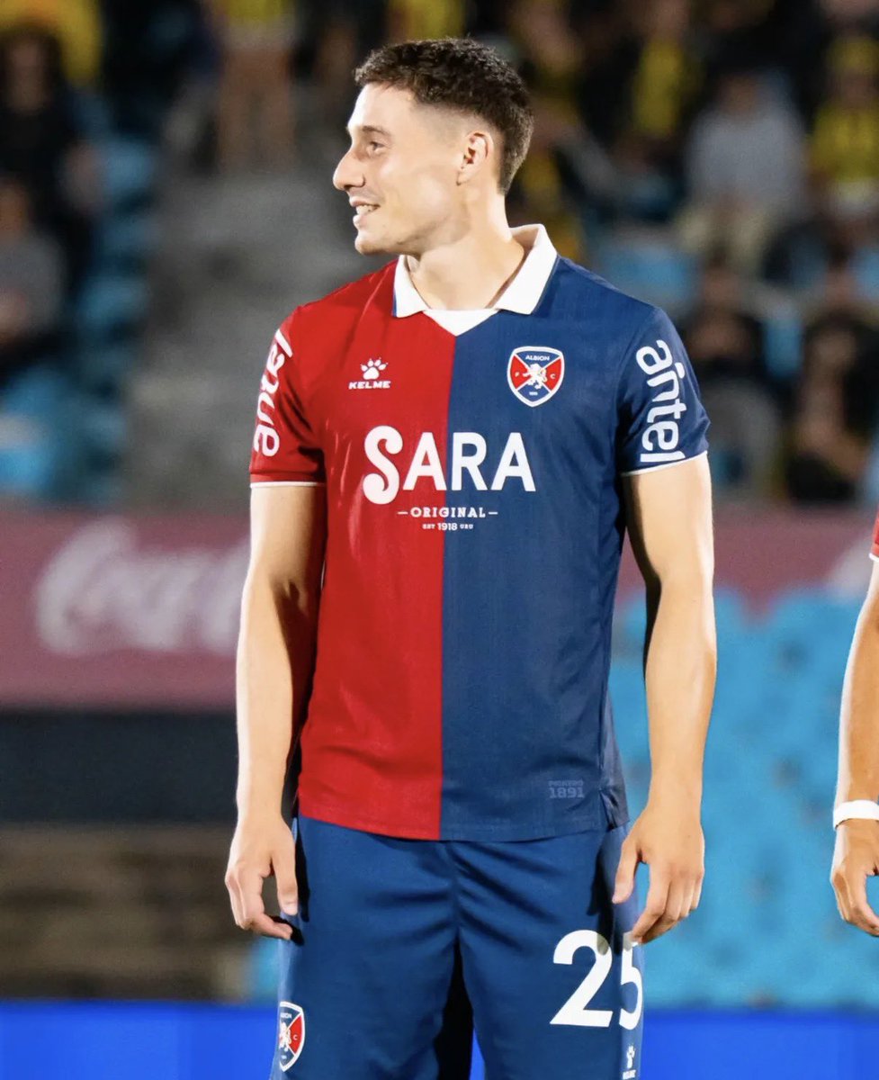 👊🏻 Titularidad y partidazo de Andrés Romero en el triunfo de Albion 1-0 ante Juventud.