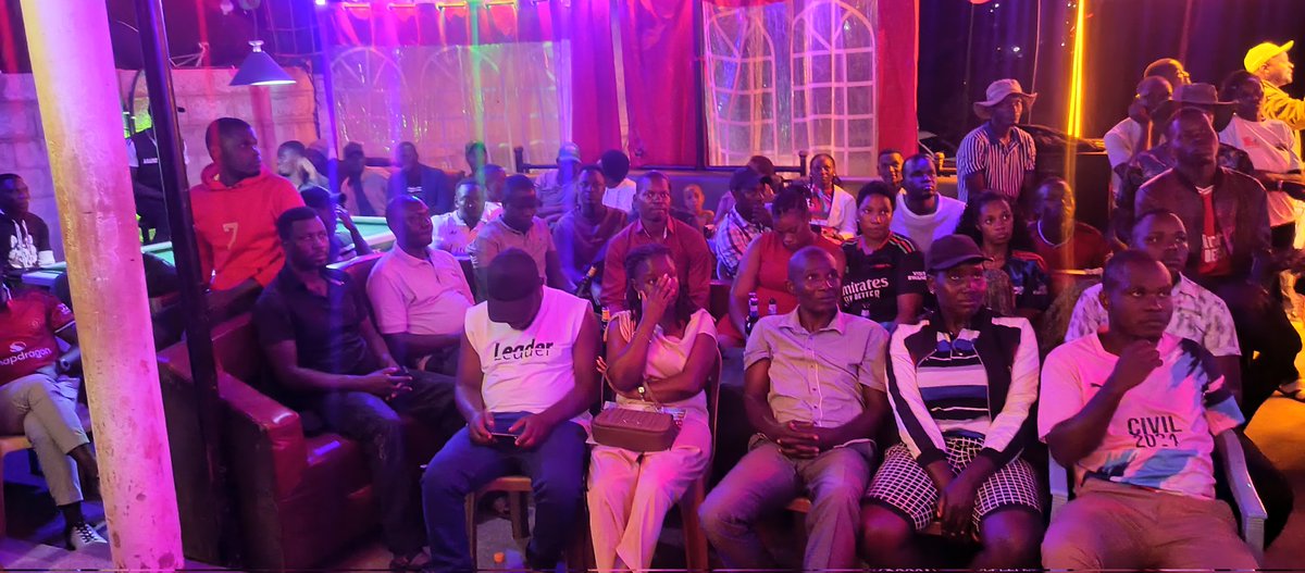 87.9 Akaboozi Fm tweet media