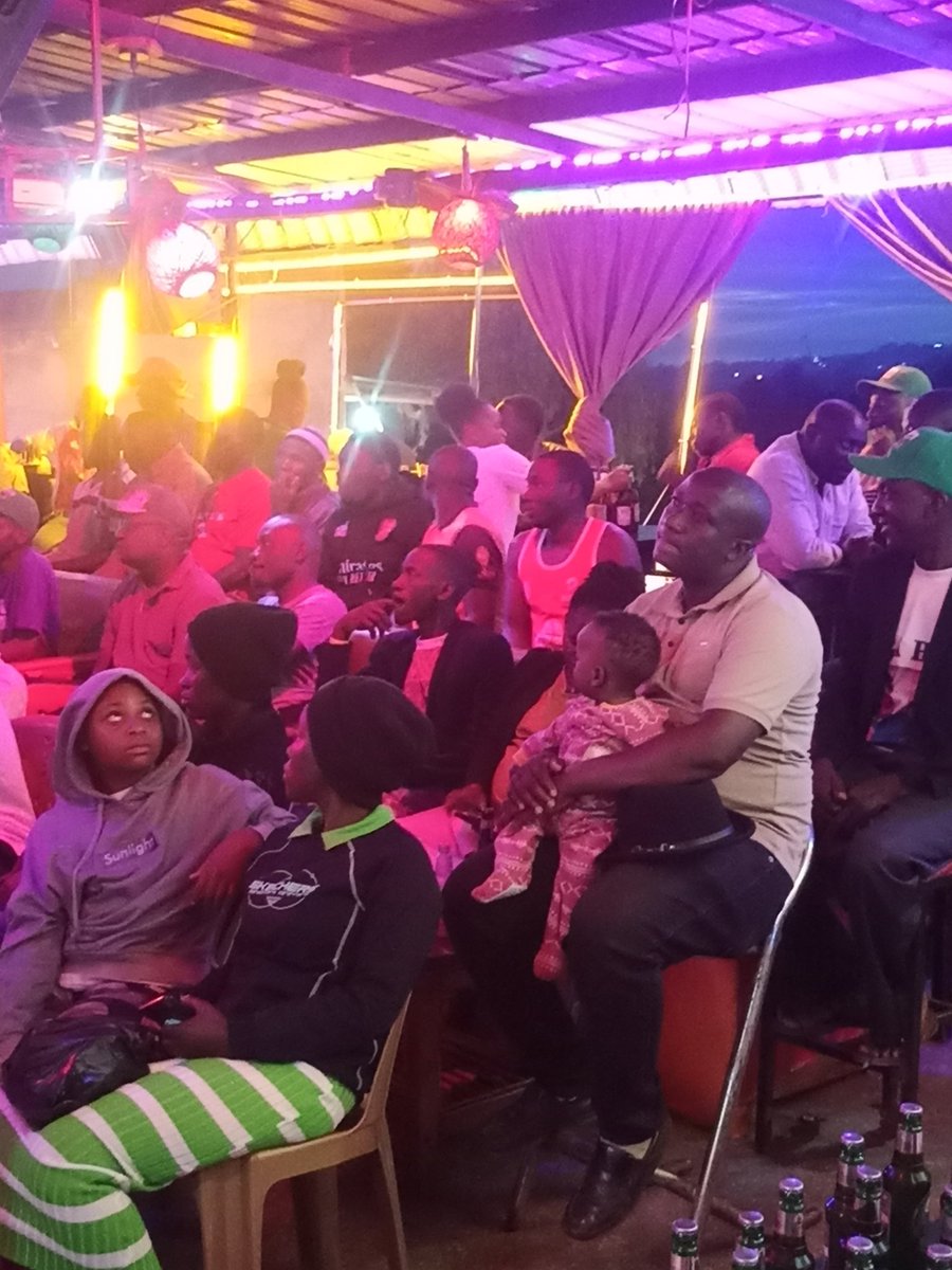 87.9 Akaboozi Fm tweet media