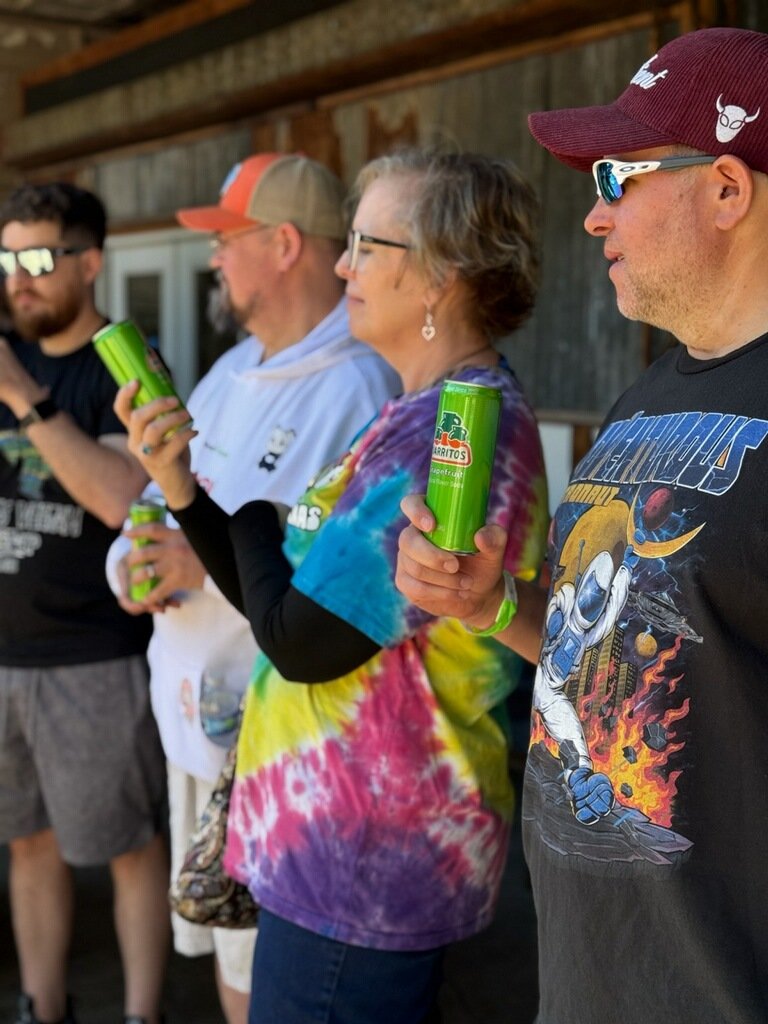 wh1skyjak tweet media