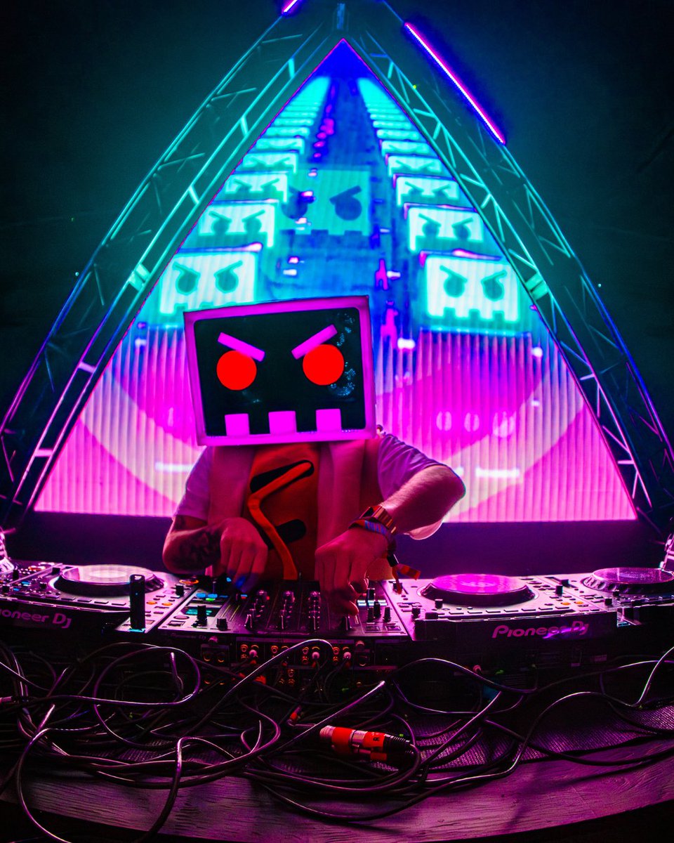 BASSRUSH tweet media