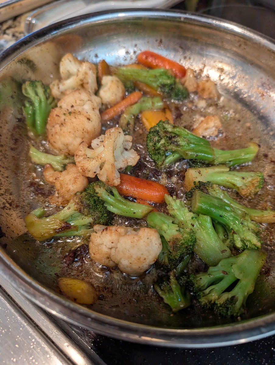 itsbbqtime tweet media