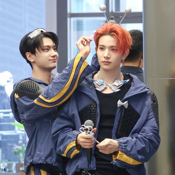 h ౨ৎ tweet media