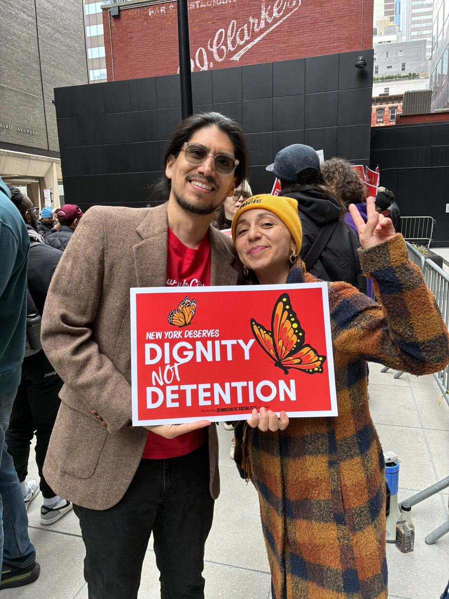 Illapa 🌹易雅博 tweet media