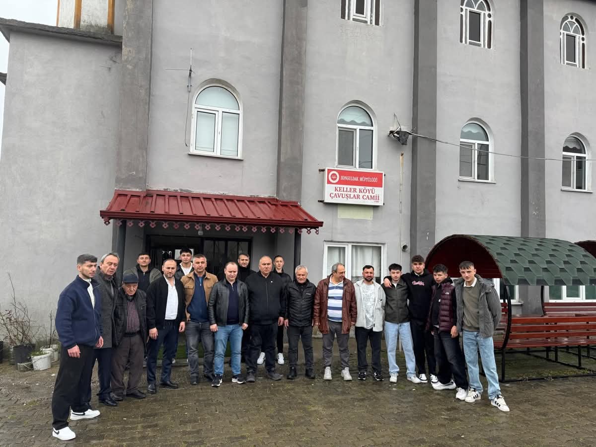 Koroglusezer67's tweet photo. 📍KELLER
📍KALEOĞLU 
📍ECELER
📍HİMMETOĞLU 

İl Genel Meclisi Grup Başkan Vekilimiz Sayın Abdullah Karagüzel ve İl Genel Meclis Üyemiz Sayın Cemalettin Akyol, bayramın birinci gününde bayramın manevi atmosferini hemşehrilerimizle paylaşmak üzere köylerimizde bir dizi https://t.co/oHTJ3NZqxt