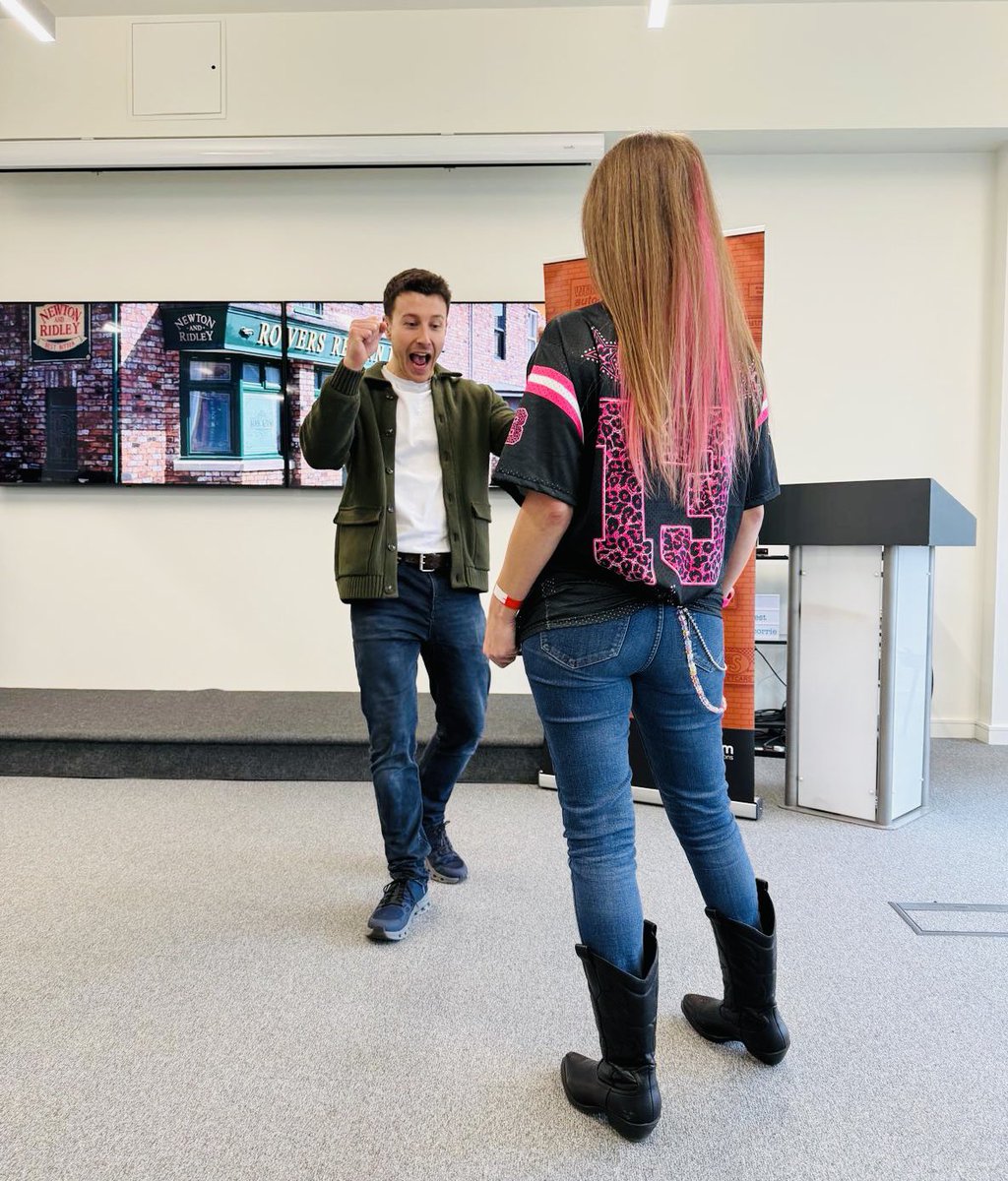 Stéphanie C tweet media